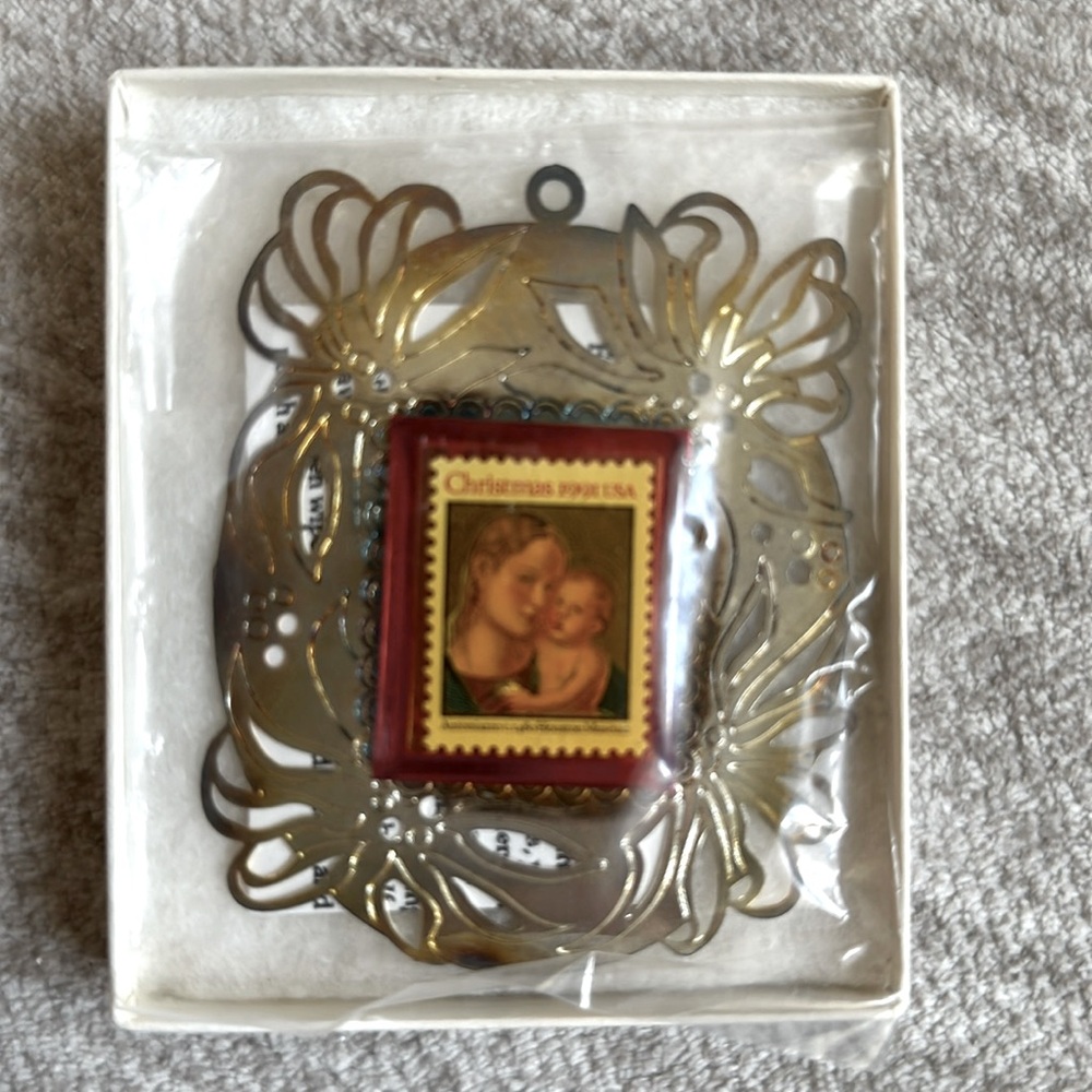 Vintage 1991 USPS stamp ornament.”Antoniazzo c. 1480.painting in Houston museum